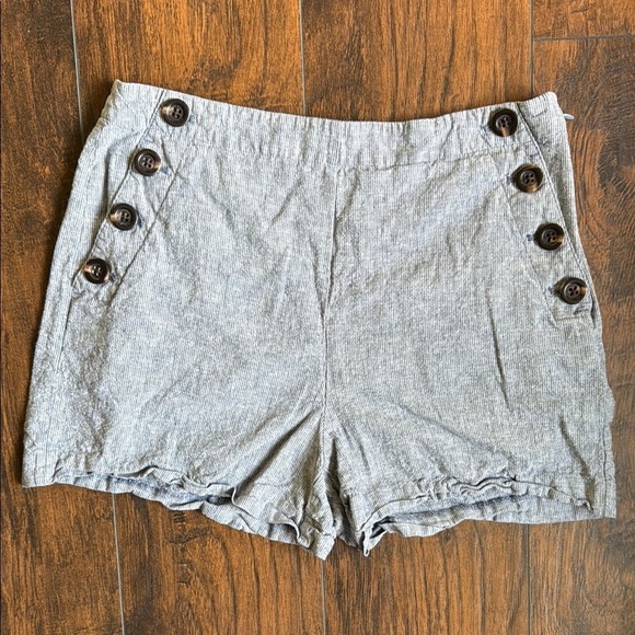 Ann Taylor Pants - Ann Taylor short size 10 (E2)